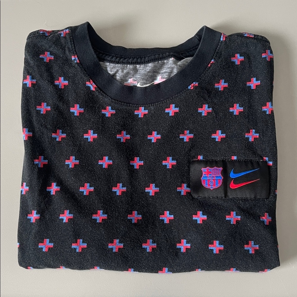 The Nike Tee FC Barcelona Voice TShirt Black Graphic Print Size Medium